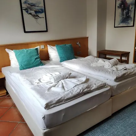 Daire Wasserblick Mit Balkon