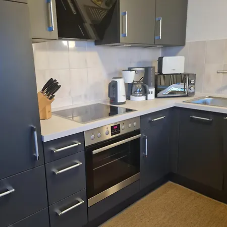 Daire Wasserblick Mit Balkon