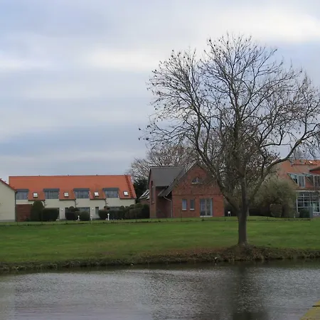 Daire Wasserblick Mit Balkon